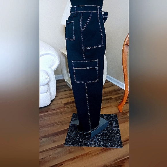 Ultra Flirt Black Wide Leg Cargo Pants M NWT - Picture 2 of 10